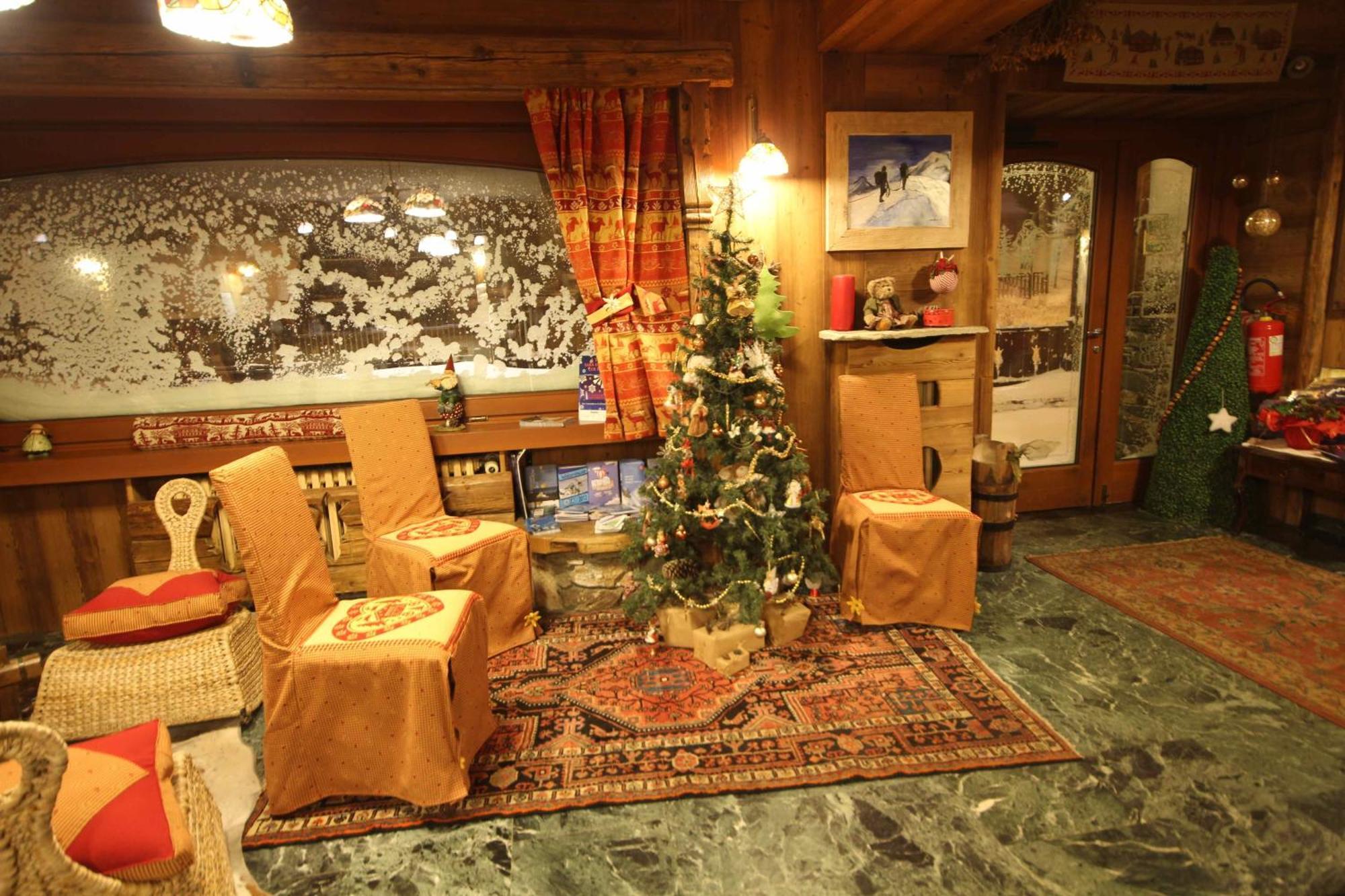 Apartments Suites Lac Bleu Breuil-Cervinia Εξωτερικό φωτογραφία